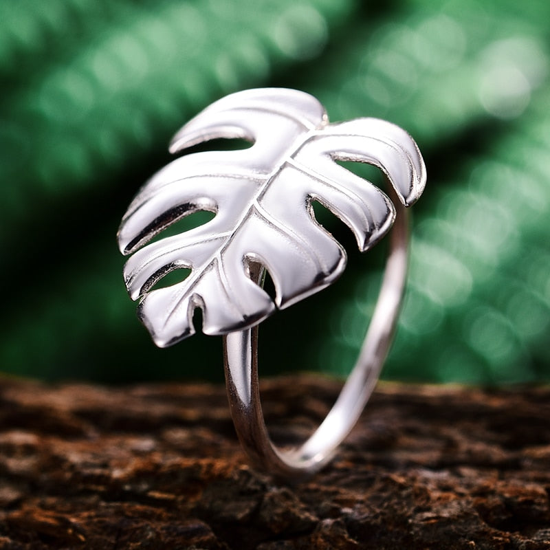 Natural handmade Monstera Leaves Ring.